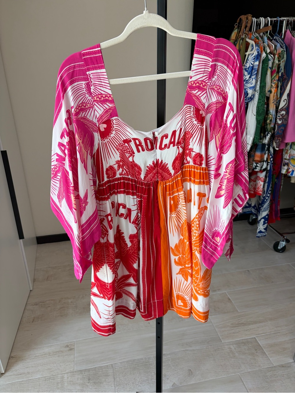 Farm Rio: Tropical dream mini dress - Picture 6 of 13